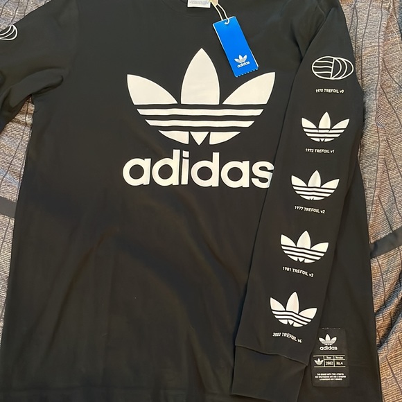Adidas Original black long sleeve - Picture 3 of 5